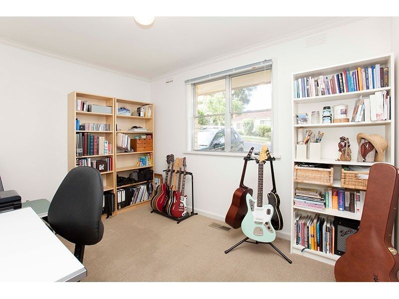 12 Penny Avenue, Warragul VIC 3820