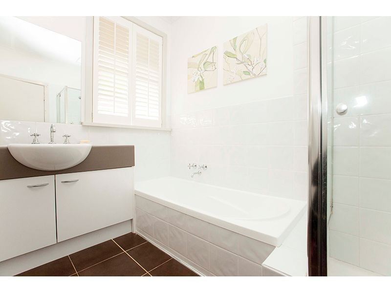 12 Penny Avenue, Warragul VIC 3820