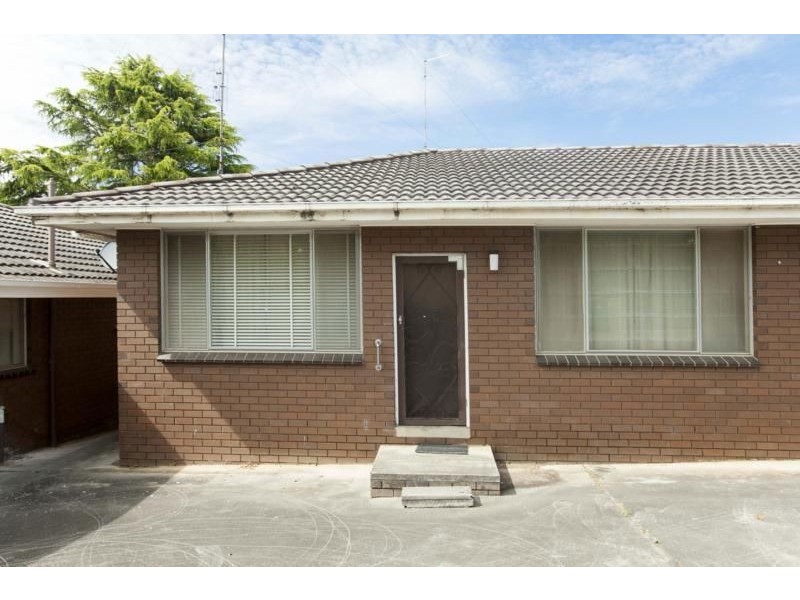 2/28 Windsor Avenue, Warragul VIC 3820