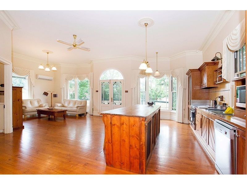 16 Kent Street, Warragul VIC 3820