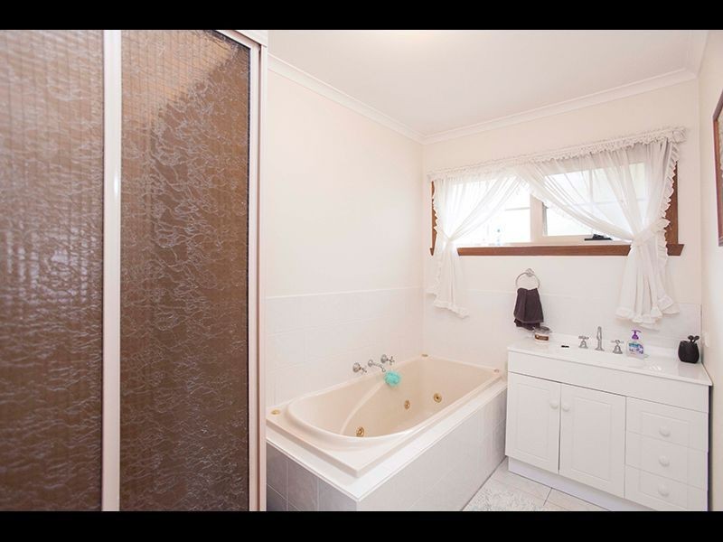 10 Bagot Street, Warragul VIC 3820