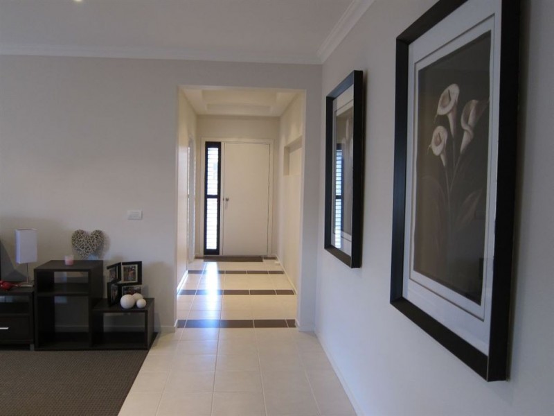 163 Twin Ranges Drive, Warragul VIC 3820