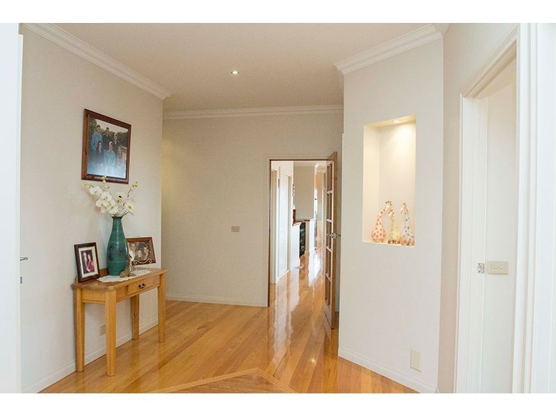 13 Munro Street, Warragul VIC 3820