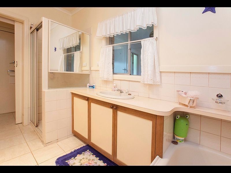 483 Darnum Allambee Road, Cloverlea VIC 3822