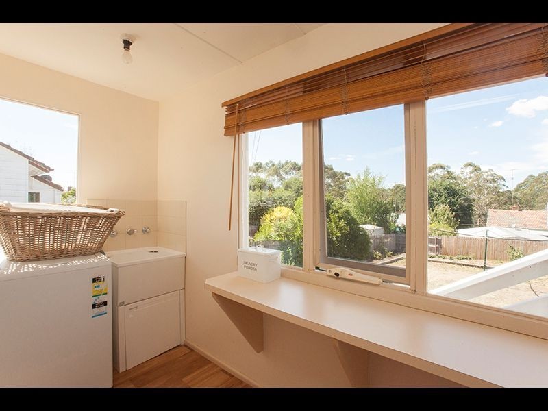 18 Centre Avenue, Warragul VIC 3820