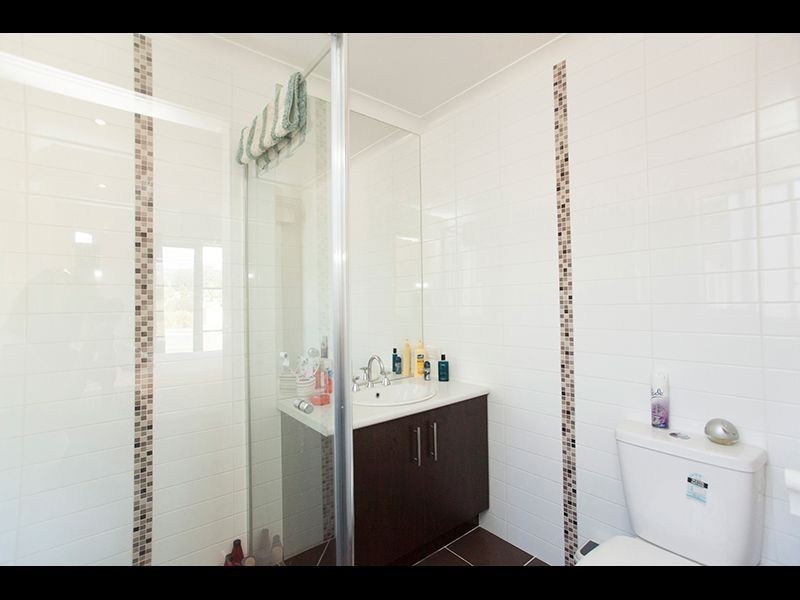 9 Vincent Boulevard, Trafalgar VIC 3824