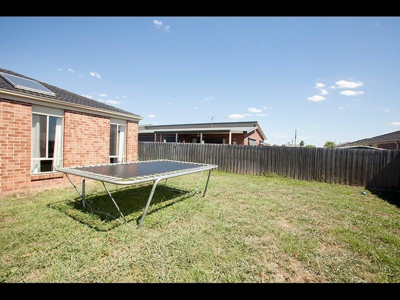 9 Vincent Boulevard, Trafalgar VIC 3824