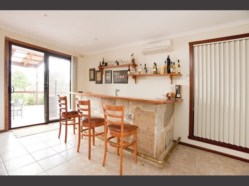33 Walnut Road, Trafalgar South VIC 3824