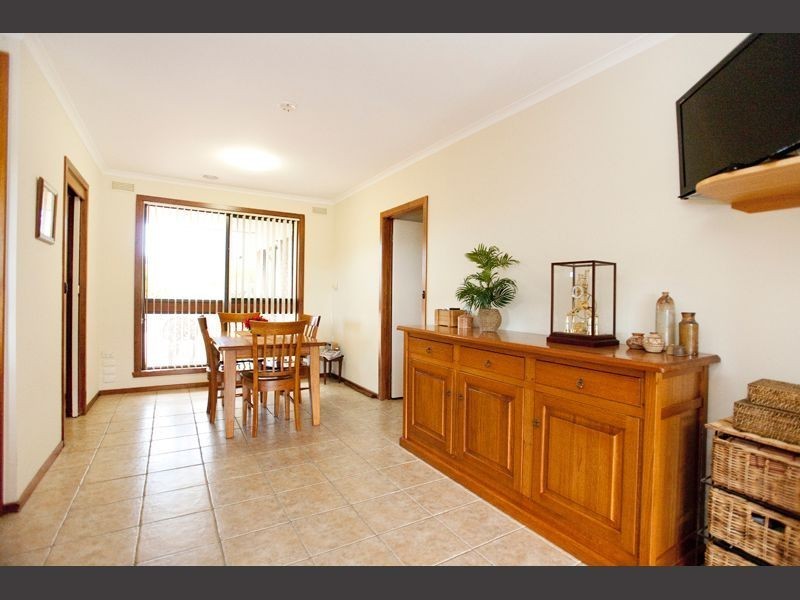 33 Walnut Road, Trafalgar South VIC 3824