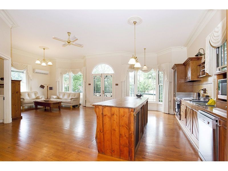 16 Kent Street, Warragul VIC 3820