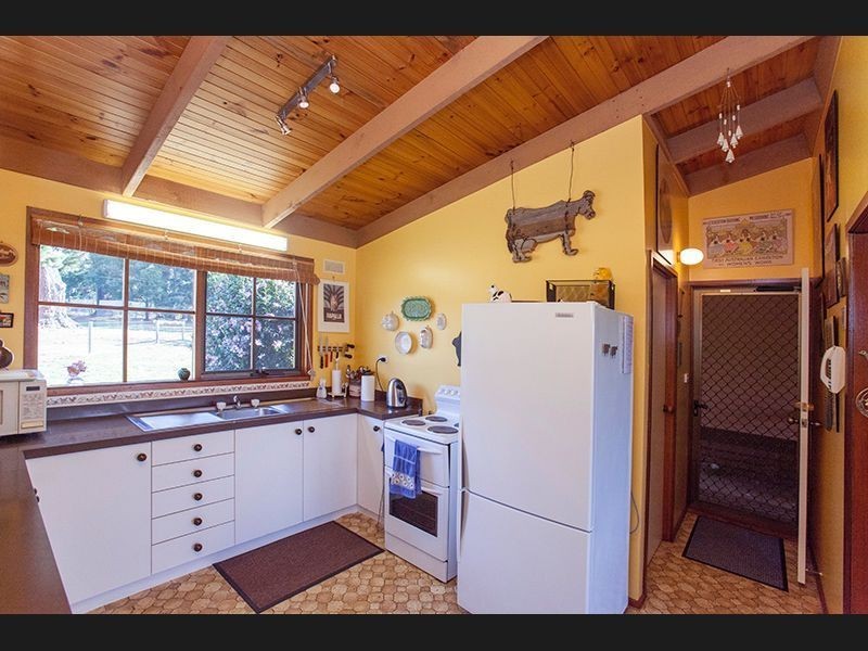 17 Olsson Road, Neerim North VIC 3832