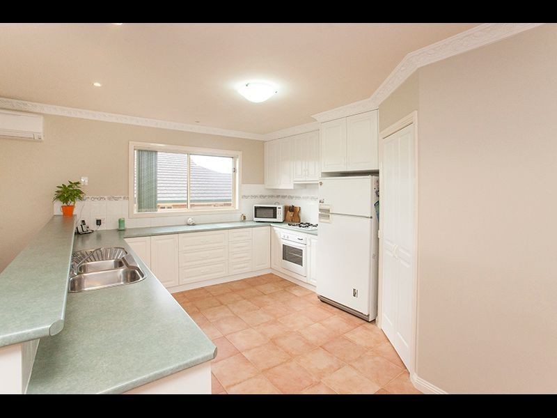 25 Willow Crescent, Warragul VIC 3820