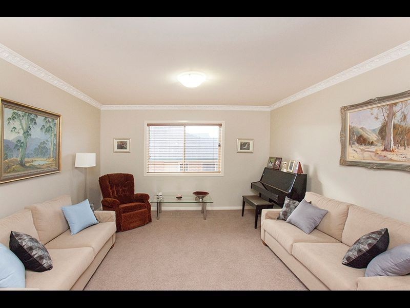 25 Willow Crescent, Warragul VIC 3820