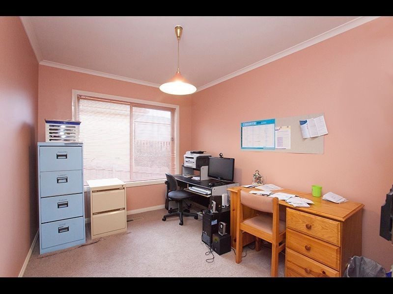 25 Willow Crescent, Warragul VIC 3820