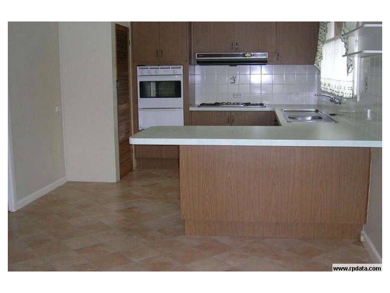 15 Koroit Street, Warragul VIC 3820