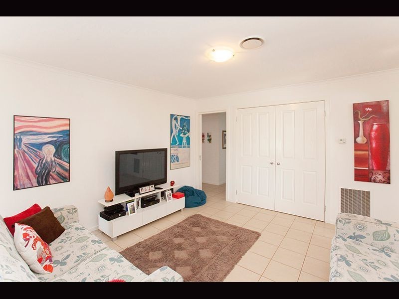 24 Poplar Close, Trafalgar VIC 3824