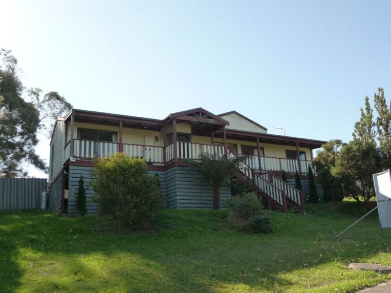 30 Burtonwood Court, Neerim South VIC 3831