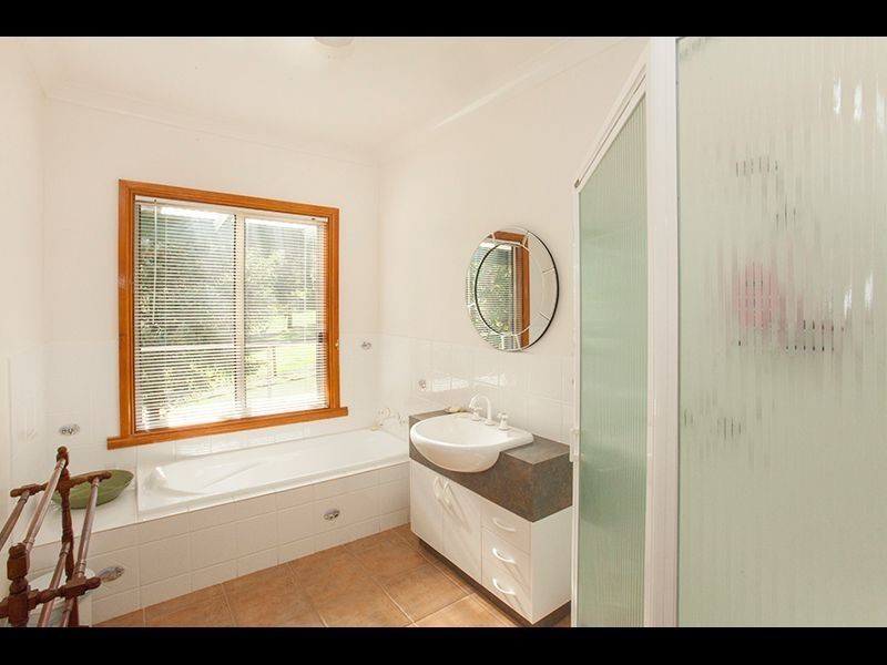 149 Hunts Road, Willow Grove VIC 3825