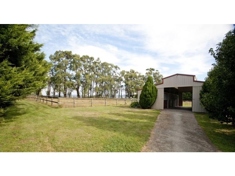 153 Darnum Shady Creek Road, Darnum VIC 3822