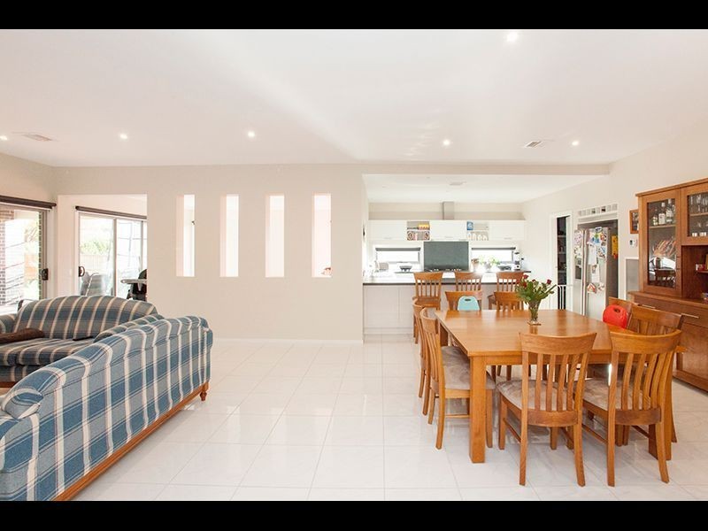 35 Armadale Drive, Warragul VIC 3820
