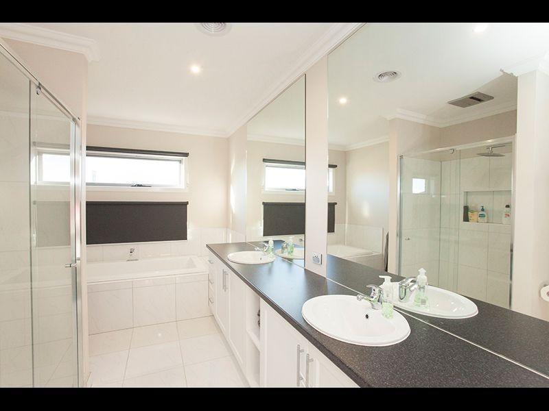 35 Armadale Drive, Warragul VIC 3820