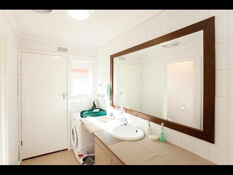 2/15 Archibald Crescent, Warragul VIC 3820