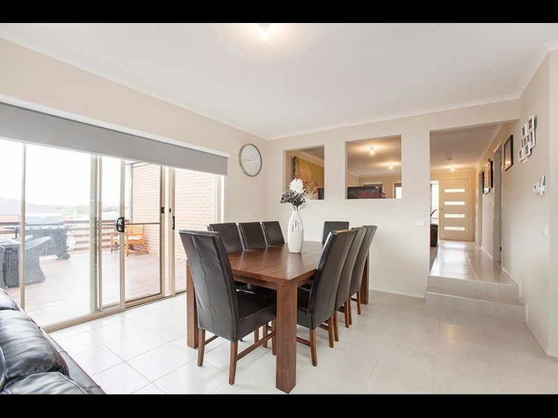 13 Melzak Way, Warragul VIC 3820