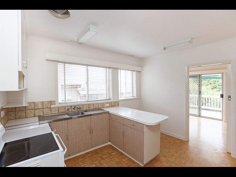 8 Montrose Street, Warragul VIC 3820