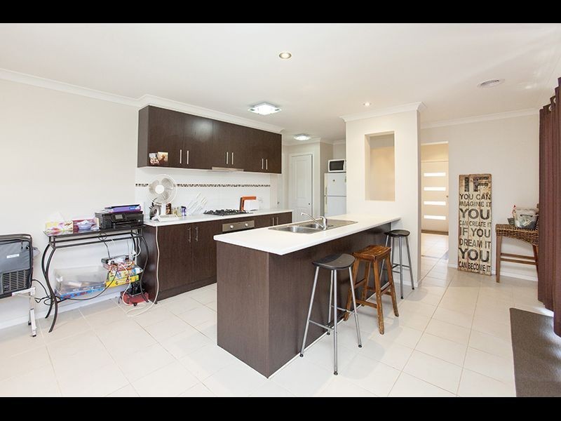9 Vincent Boulevard, Trafalgar VIC 3824