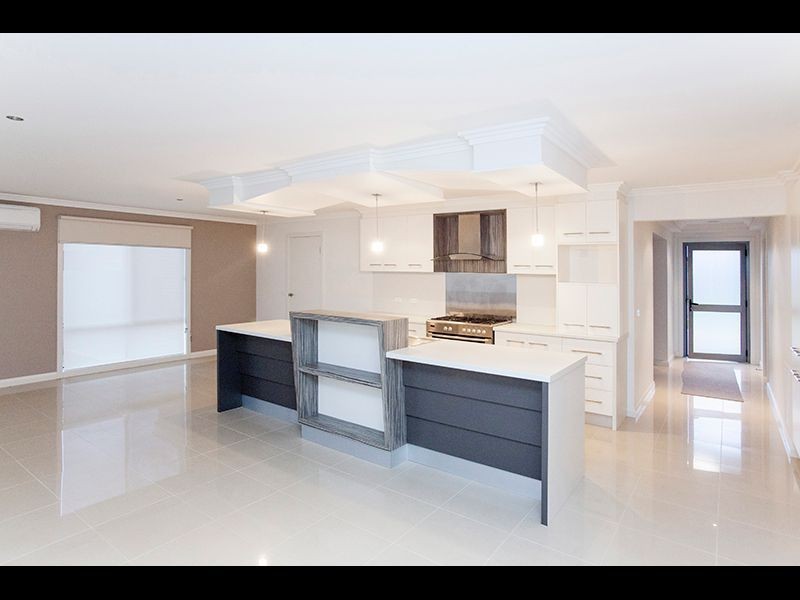 2 Poplar Close, Trafalgar VIC 3824