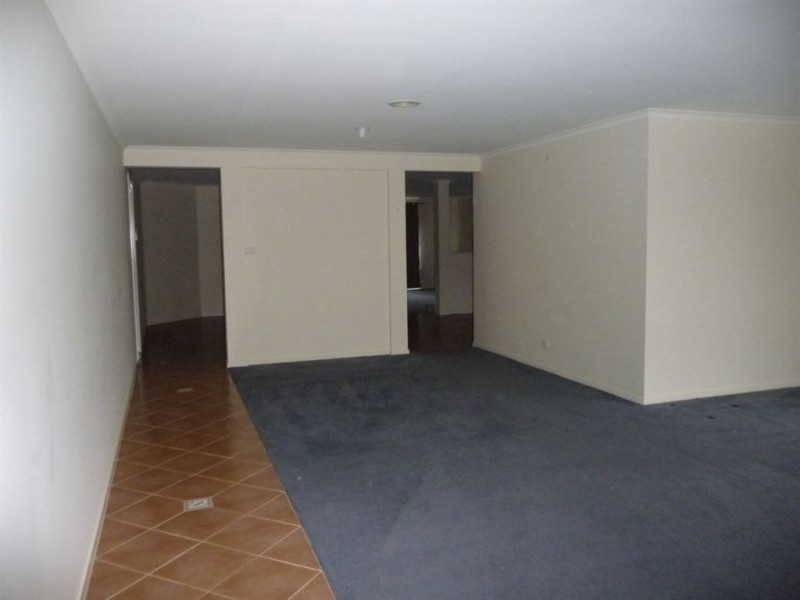 11 Deakin Court, Warragul VIC 3820