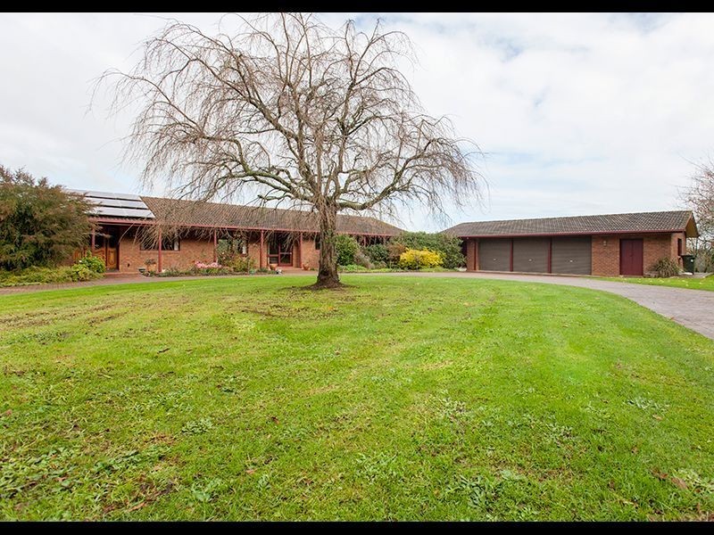 128 Cropleys Road, Ellinbank VIC 3821