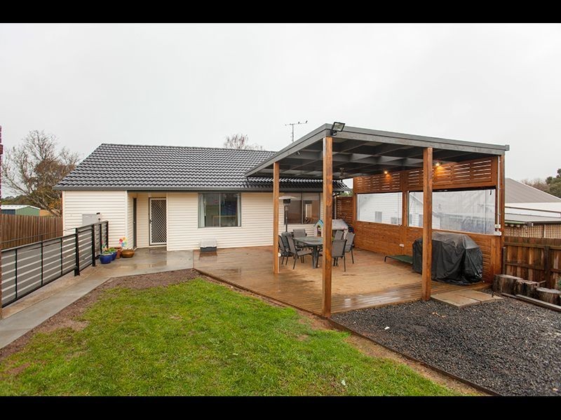 2 Western Park Drive, Warragul VIC 3820