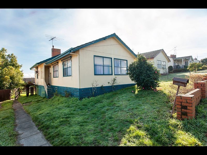 51 Burton Street, Warragul VIC 3820