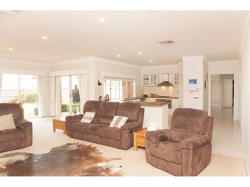 2 Angus Court, Warragul VIC 3820