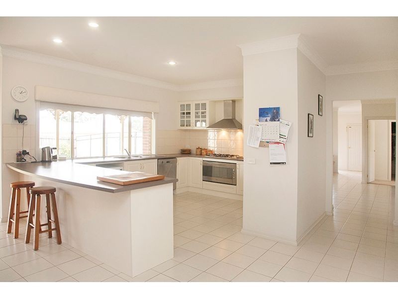 2 Angus Court, Warragul VIC 3820