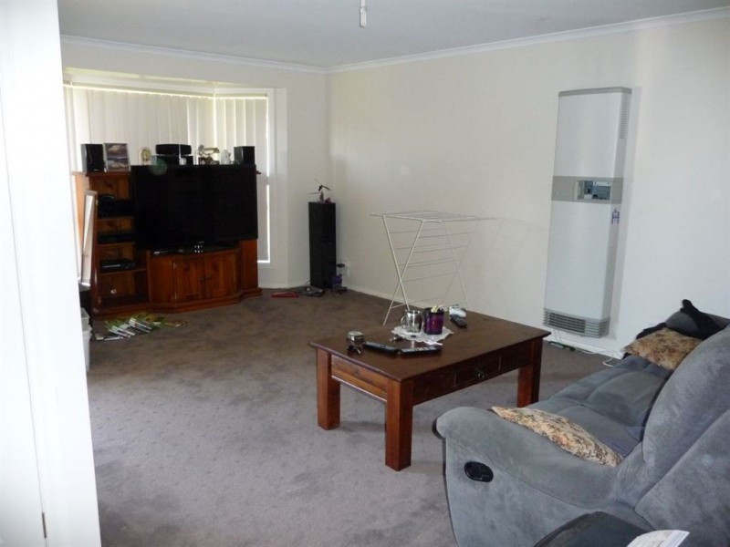 9/11A A’Beckett Road, Bunyip VIC 3815