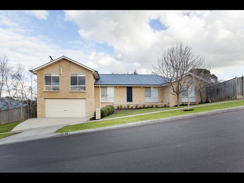 2 McMillan Drive, Warragul VIC 3820