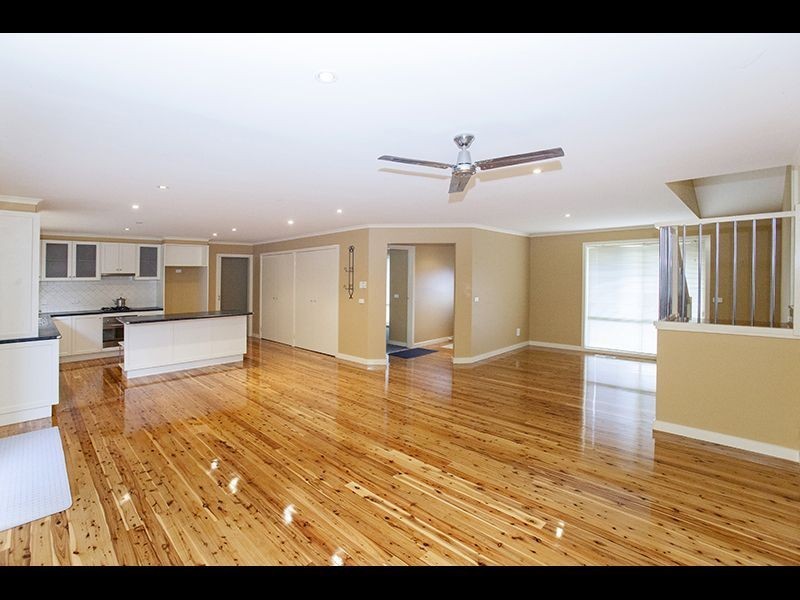 2 McMillan Drive, Warragul VIC 3820
