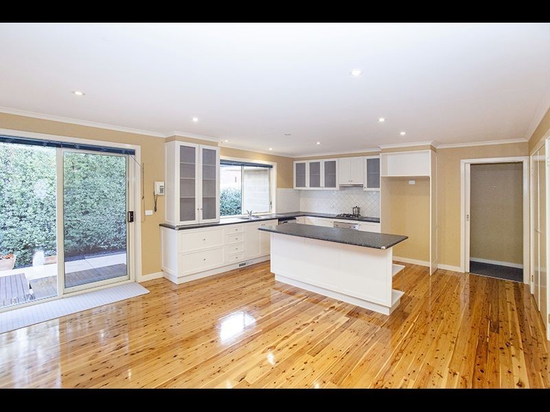 2 McMillan Drive, Warragul VIC 3820
