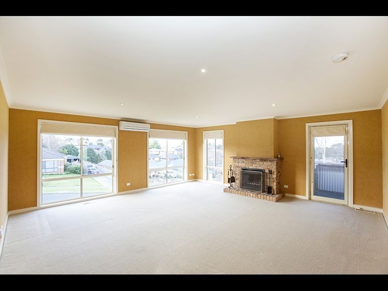 2 McMillan Drive, Warragul VIC 3820