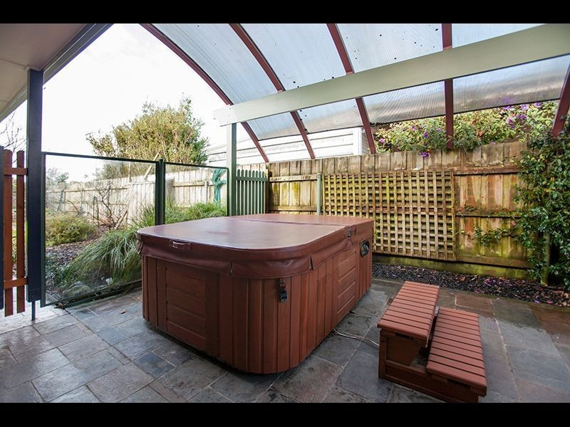 16 Loch Street, Yarragon VIC 3823