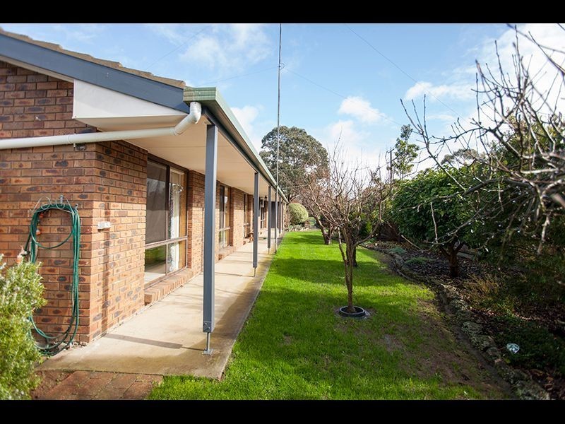 16 Loch Street, Yarragon VIC 3823