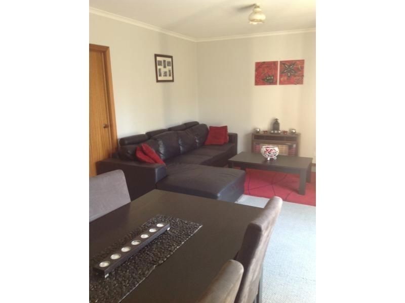 2 108 North Road, Warragul VIC 3820