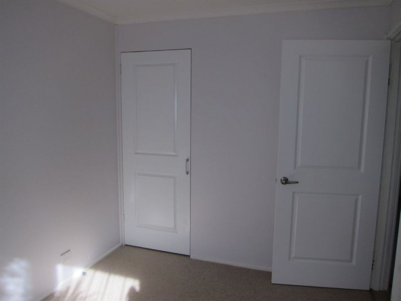 2/15 Archibald Crescent, Warragul VIC 3820