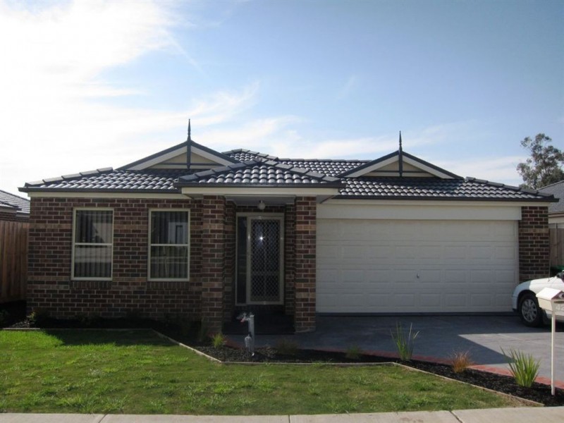 42 Summerhill Boulevard, Drouin VIC 3818