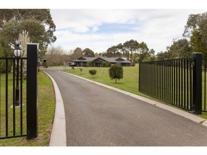 18 Dalmuir Court, Warragul VIC 3820
