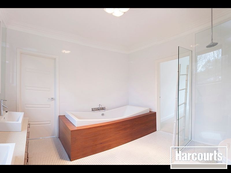 18 Dalmuir Court, Warragul VIC 3820