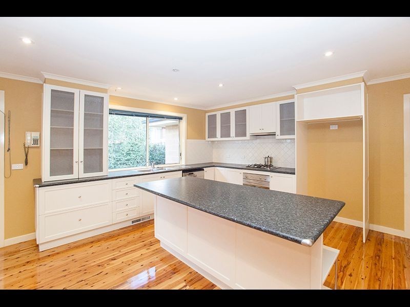 2 McMillan Drive, Warragul VIC 3820