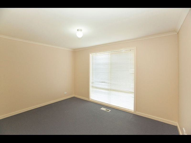 2 McMillan Drive, Warragul VIC 3820